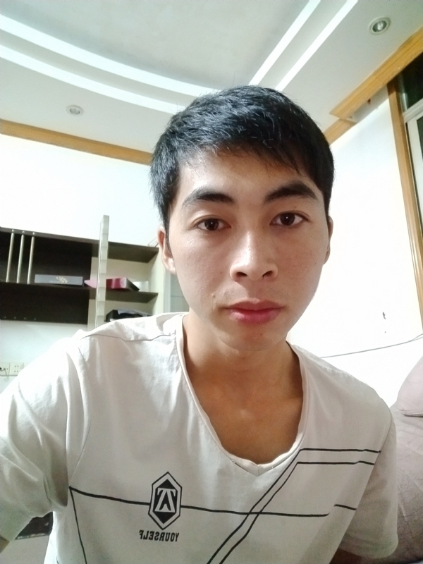 似微笑的第一张照片--龙岩相亲网