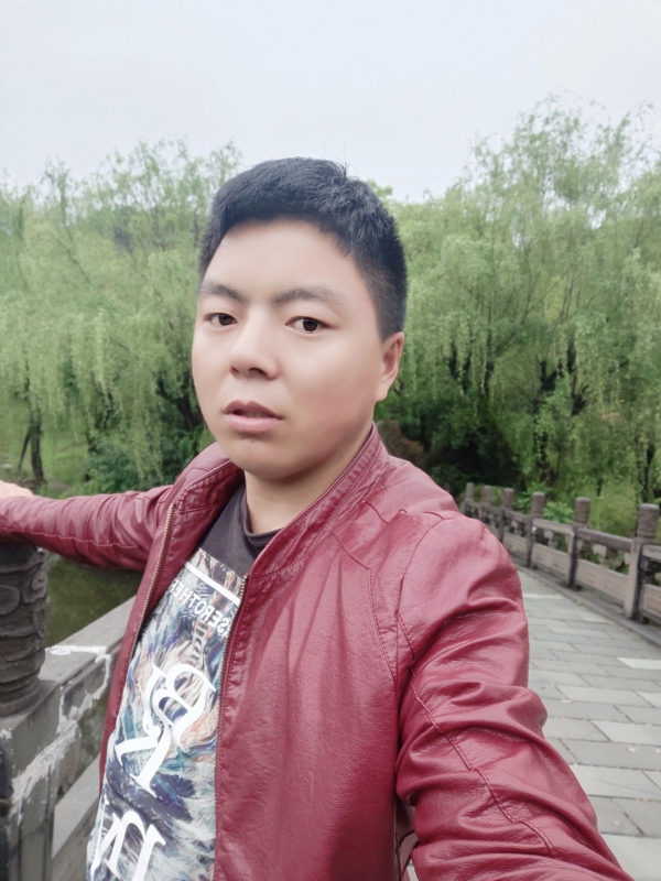 守护你一辈子的第一张照片--龙岩相亲网