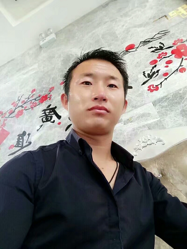 系咯在的第二张照片--龙岩相亲网