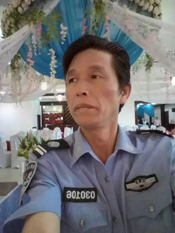 卧窗听雨的第二张照片--龙岩相亲网