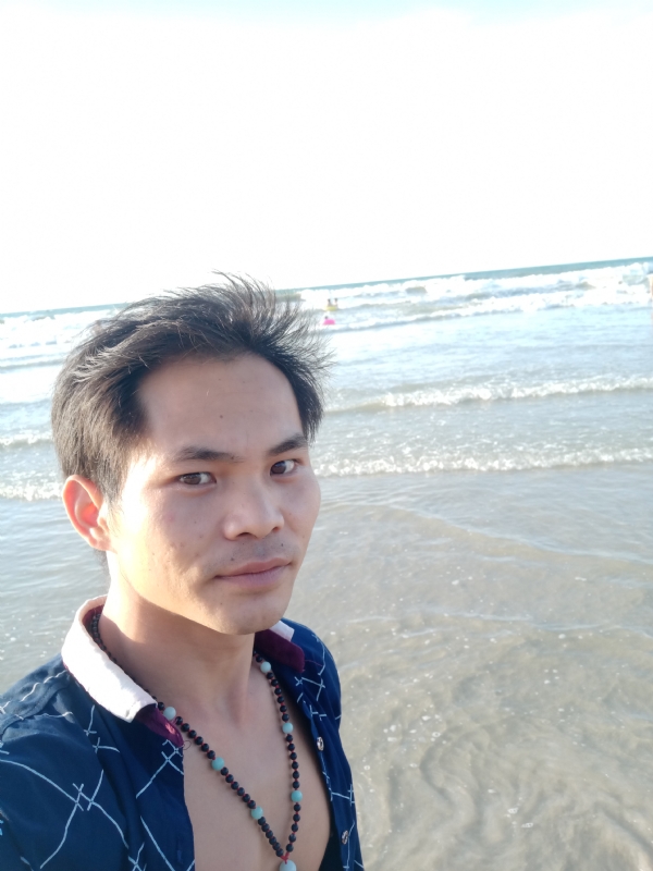 爱已欠费的第一张照片--龙岩相亲网