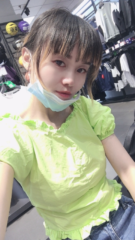 婀娜袅袅的第一张照片--龙岩相亲网