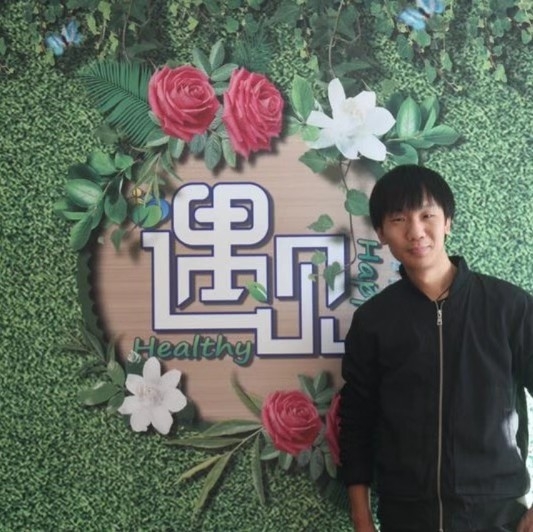 影视人~混爷张的第一张照片--龙岩相亲网
