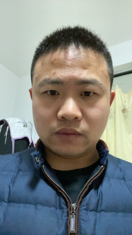 苹果的第一张照片--龙岩相亲网