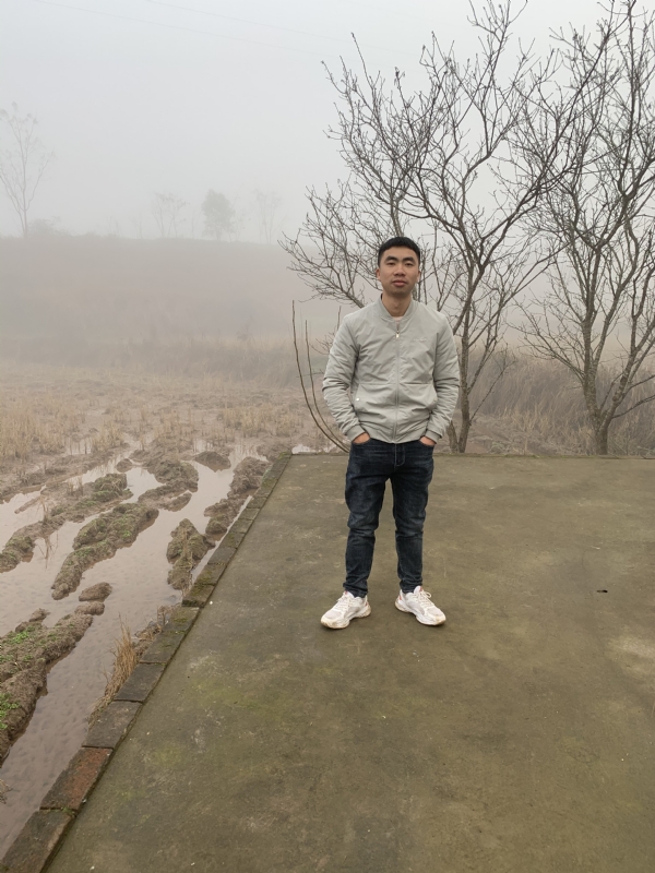 迷路的小猪的第一张照片--龙岩相亲网