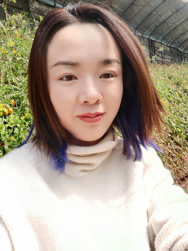 欣欣向荣的第一张照片--龙岩相亲网