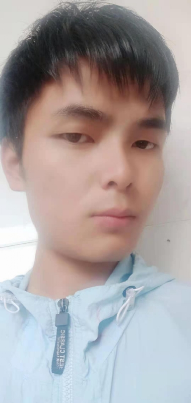 安静的男生的第一张照片--龙岩相亲网