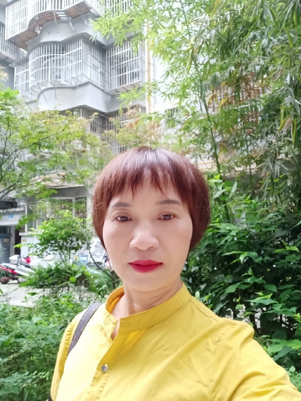小瓶子的第二张照片--龙岩相亲网