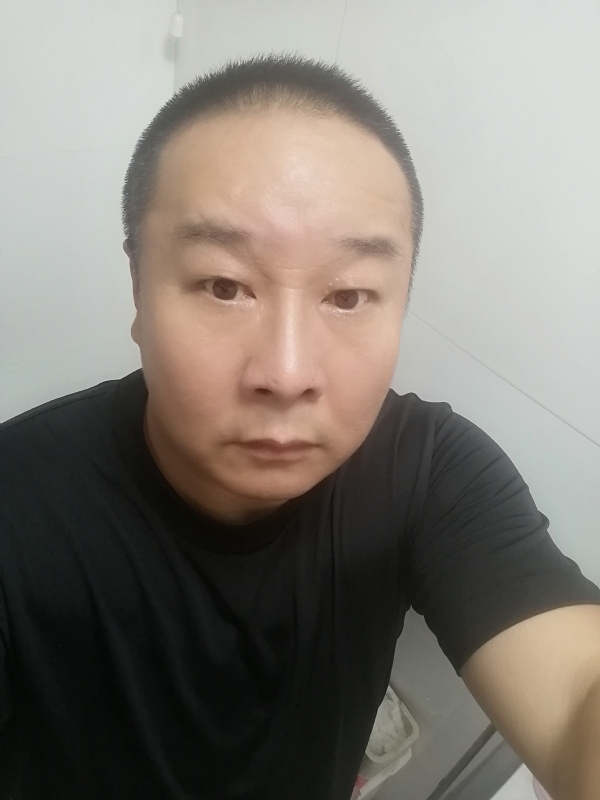 一束光的第一张照片--龙岩相亲网