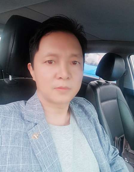 深蓝的第一张照片--龙岩相亲网