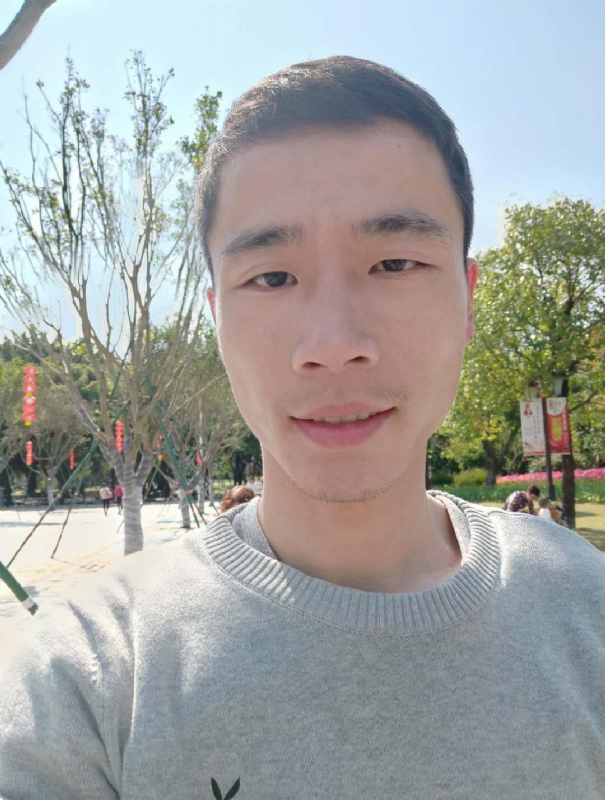小懒虫的第一张照片--龙岩相亲网
