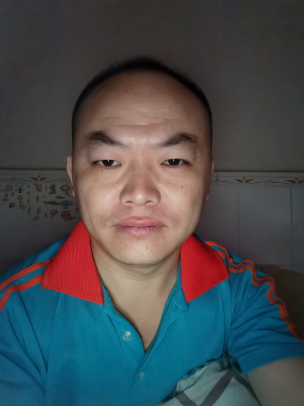 与子携老的第三张照片--龙岩相亲网