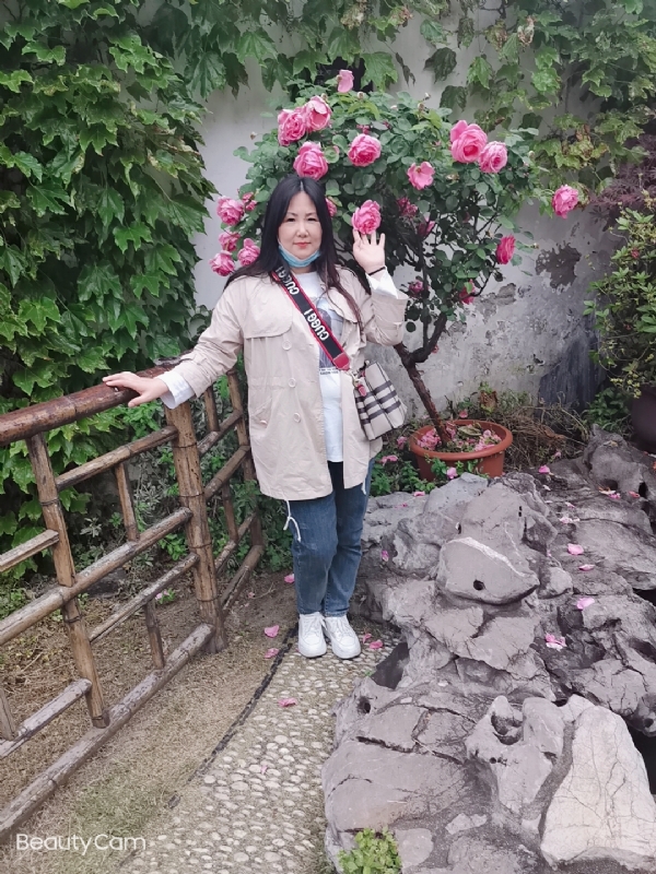 乖乖一女的第三张照片--龙岩相亲网