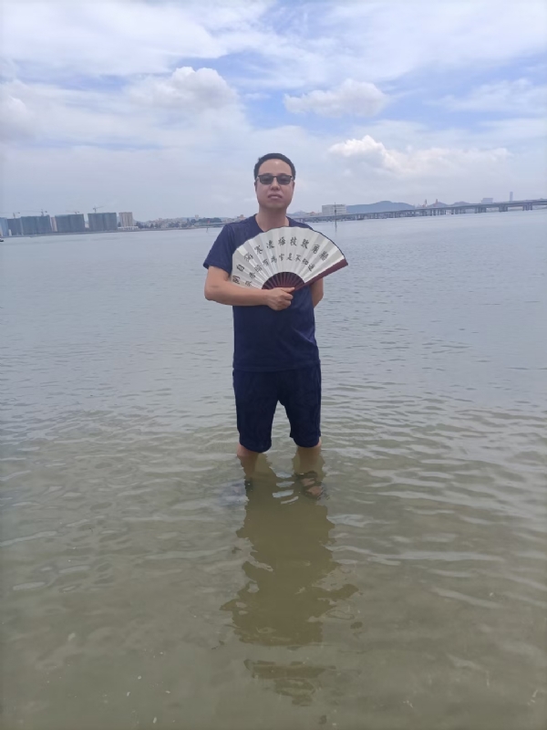 浪迹天涯的第一张照片--龙岩相亲网