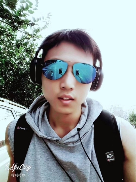 失意的人的第一张照片--龙岩相亲网