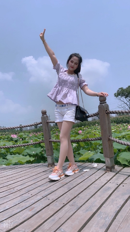秋水伊人的第二张照片--龙岩相亲网