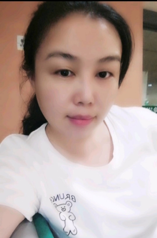 淡淡的云的第一张照片--龙岩相亲网