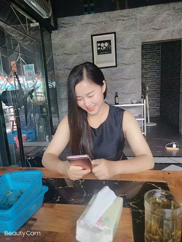 如不坚强弱给谁看的第一张照片--龙岩相亲网