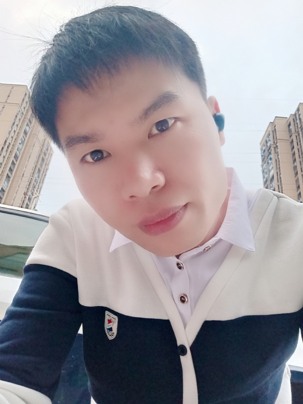 雨霁月清风的第一张照片--龙岩相亲网