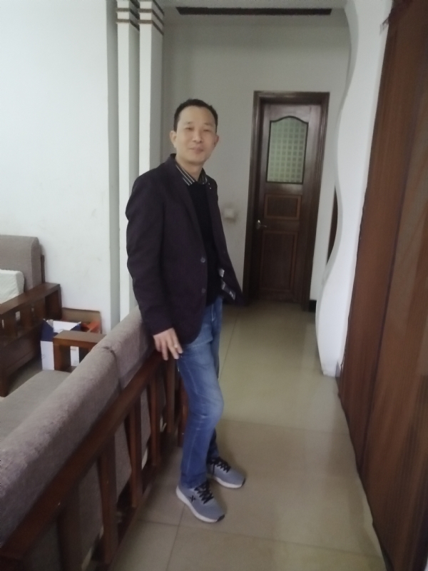 相亲相爱的第一张照片--龙岩相亲网
