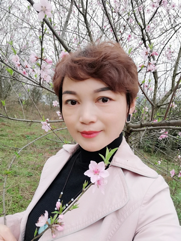 转角遇到你的第一张照片--龙岩相亲网