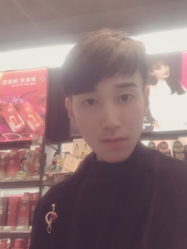 唯美的爱情故事的第一张照片--龙岩相亲网