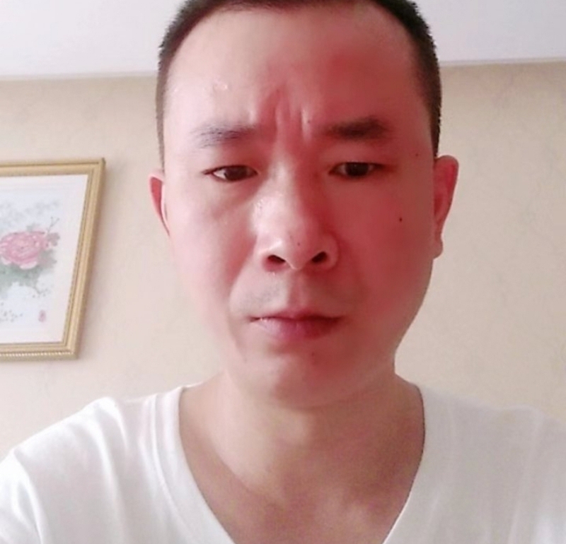 自由飞翔的第一张照片--龙岩相亲网
