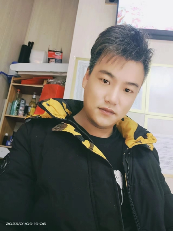 孤酒枕愁眼眠的第二张照片--龙岩相亲网