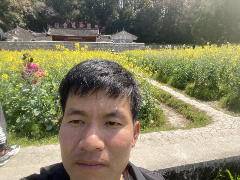 开心的第一张照片--龙岩相亲网