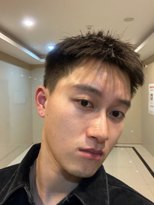 月光之下的第一张照片--龙岩相亲网