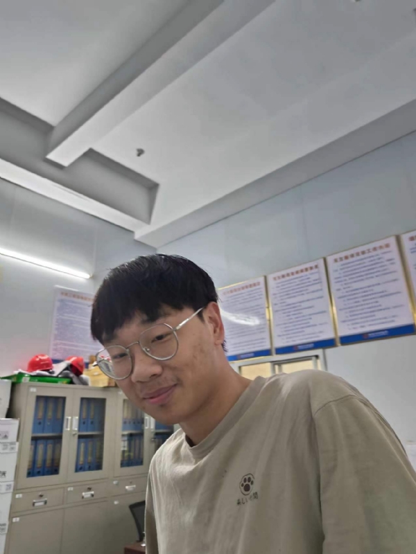 牛子弟的第一张照片--龙岩相亲网