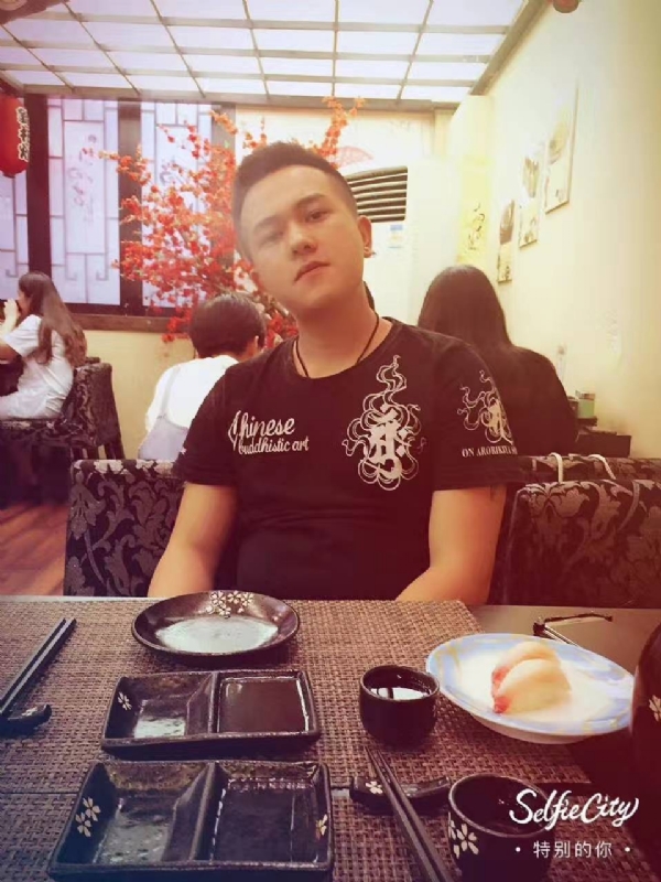 夏天的第四张照片--龙岩相亲网