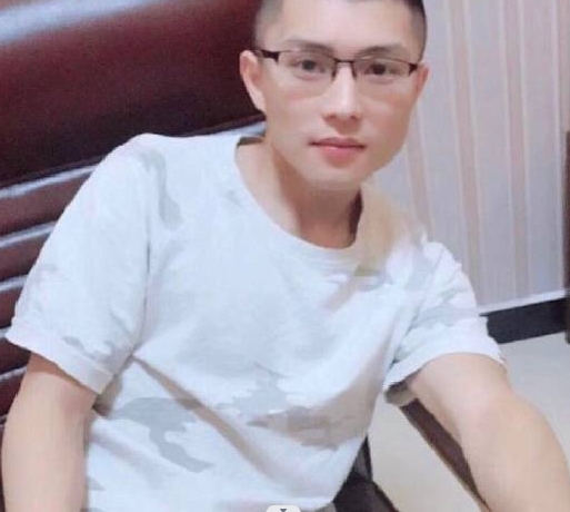 辉辉辉的第一张照片--龙岩相亲网