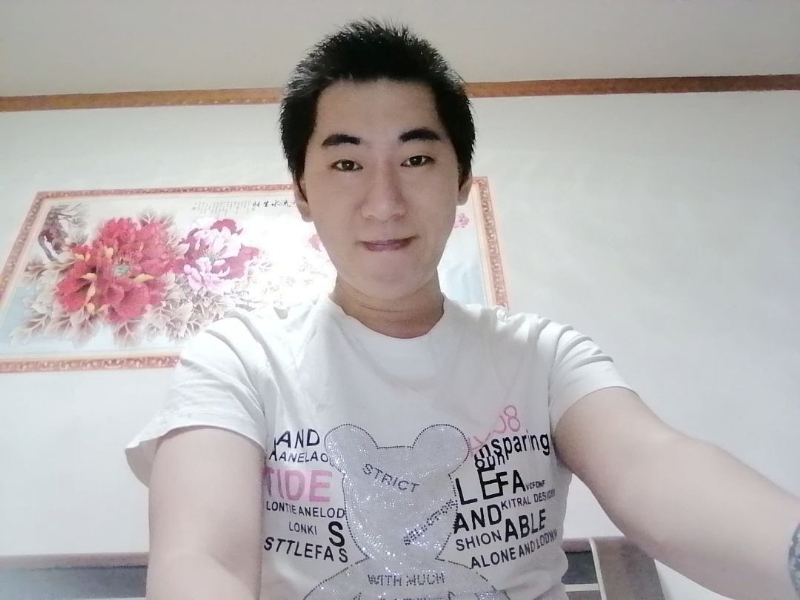 缘分天定的第一张照片--龙岩相亲网