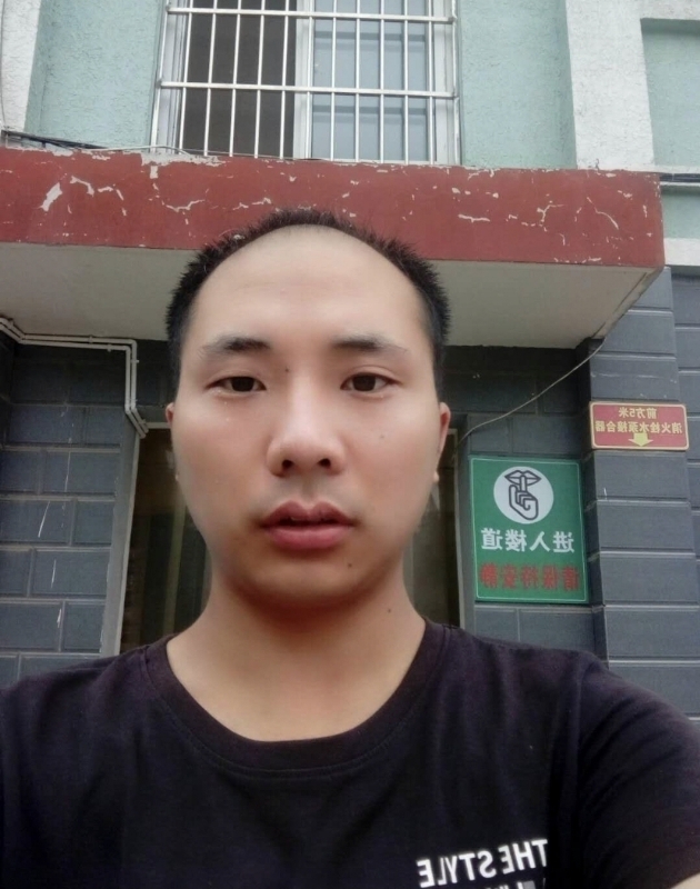 亮亮的第一张照片--龙岩相亲网