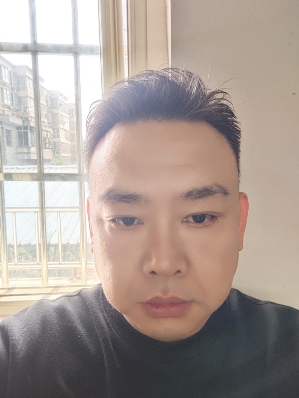 爱人先爱己的第一张照片--龙岩相亲网