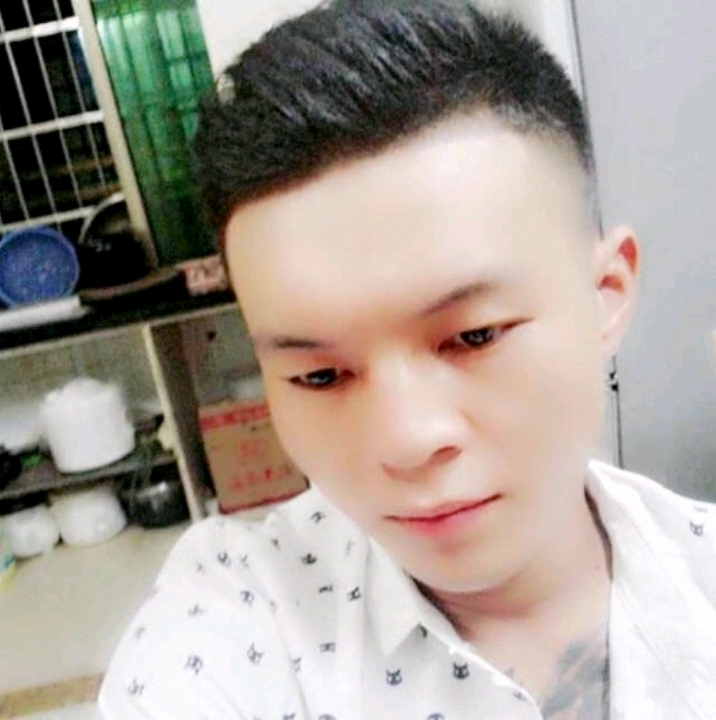 子龙的第一张照片--龙岩相亲网