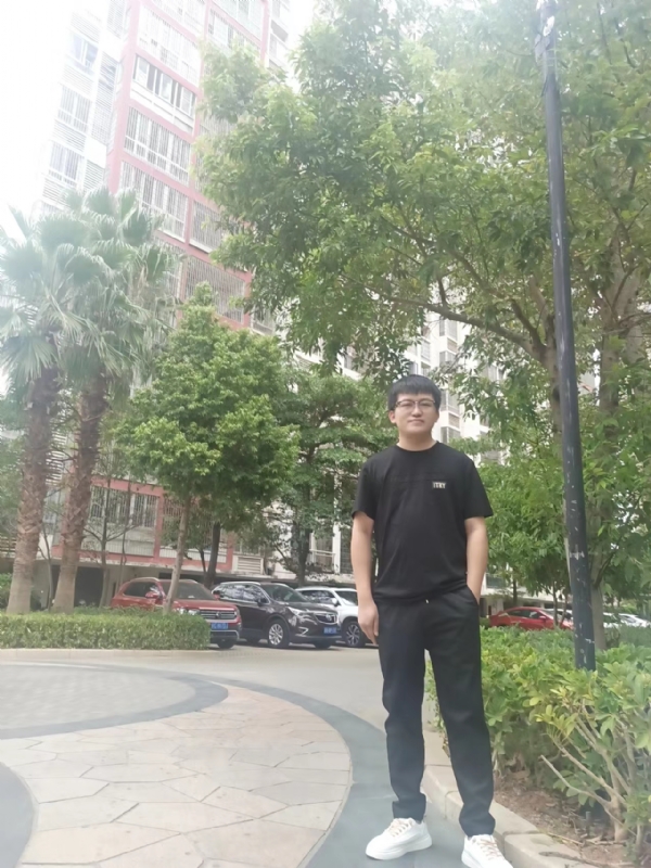 等闲的第四张照片--龙岩相亲网