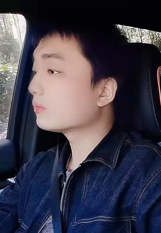 凉锦年的第一张照片--龙岩相亲网