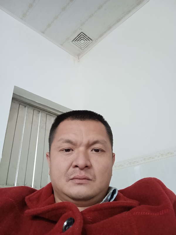 兰成龙的第一张照片--龙岩相亲网