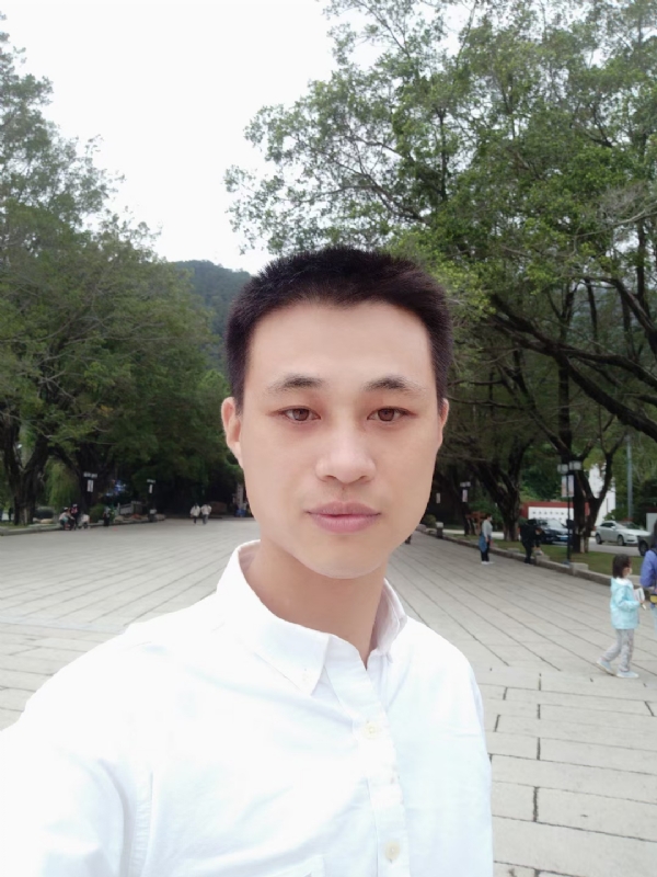 xu的第一张照片--龙岩相亲网