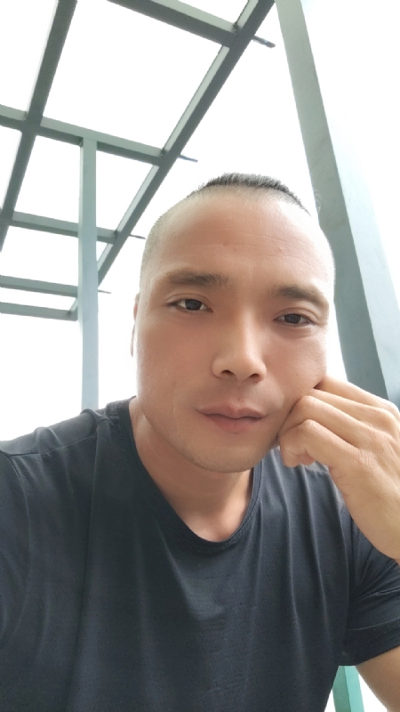 伯爵的第三张照片--龙岩相亲网