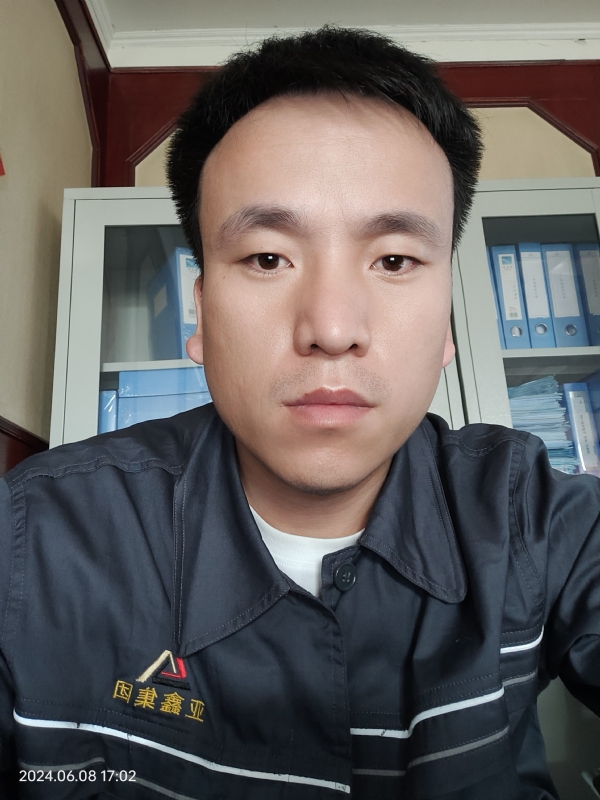 难说的第一张照片--龙岩相亲网
