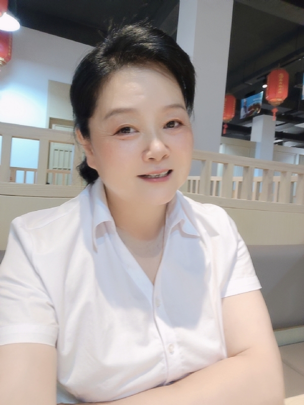 丁姐爱生活的第一张照片--龙岩相亲网