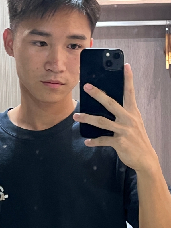 画家的第一张照片--龙岩相亲网