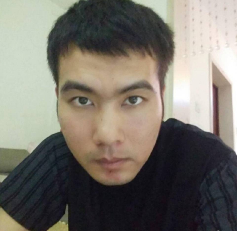 哭泣的小三的第四张照片--龙岩相亲网
