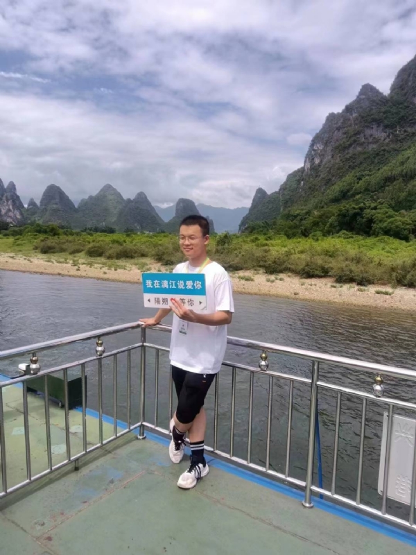 决胜时刻的第一张照片--龙岩相亲网