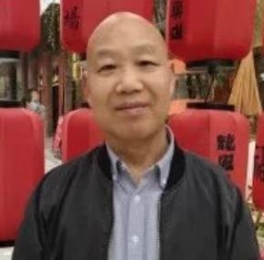 教师作家诗人的第一张照片--龙岩相亲网