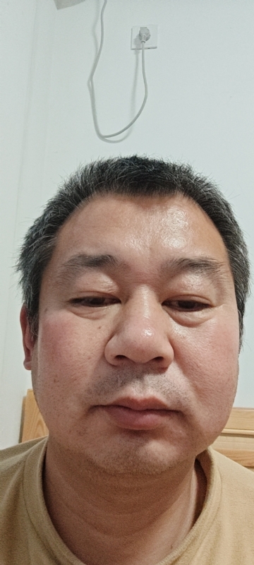 龙万的第一张照片--龙岩相亲网