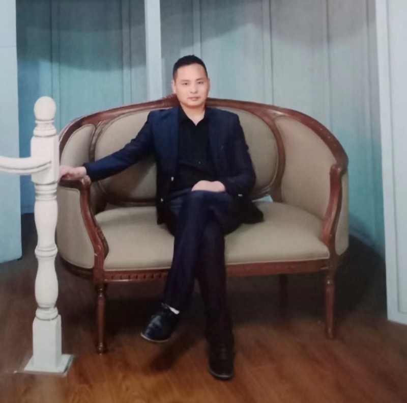 龙行天下的第二张照片--龙岩相亲网